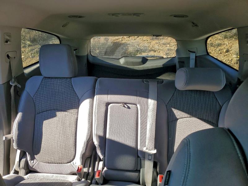 Photo 10 from auction – 2014 CHEVROLET TRAVERSE L with VIN 1GNKVHKD4EJ277459