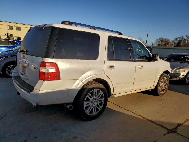 Photo 3 from auction – 2012 FORD EXPEDITION with VIN 1FMJU2A57CEF62530