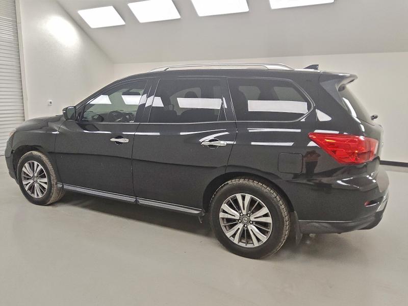 Photo 2 from auction – 2019 NISSAN PATHFINDER with VIN 5N1DR2MNXKC608811