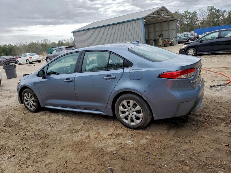 Photo 2 from auction – 2022 TOYOTA COROLLA LE with VIN 5YFEPMAE9NP380438