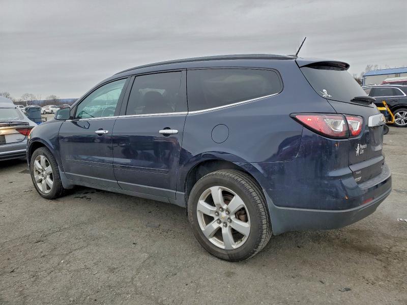 Photo 2 from auction – 2016 CHEVROLET TRAVERSE L with VIN 1GNKVGKD5GJ165900