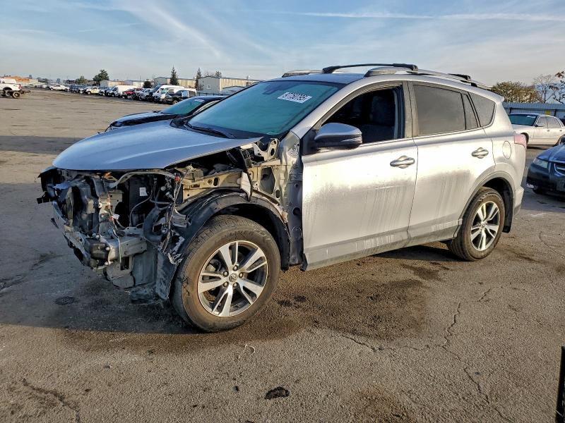 TOYOTA RAV4 XLE 2017 with VIN 2T3WFREV8HW343048 - Photo from auction