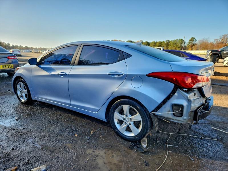 Photo 2 from auction – 2012 HYUNDAI ELANTRA with VIN KMHDH4AE5CU465474