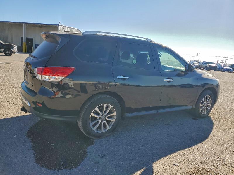 Photo 3 from auction – 2016 NISSAN PATHFINDER with VIN 5N1AR2MM9GC656429