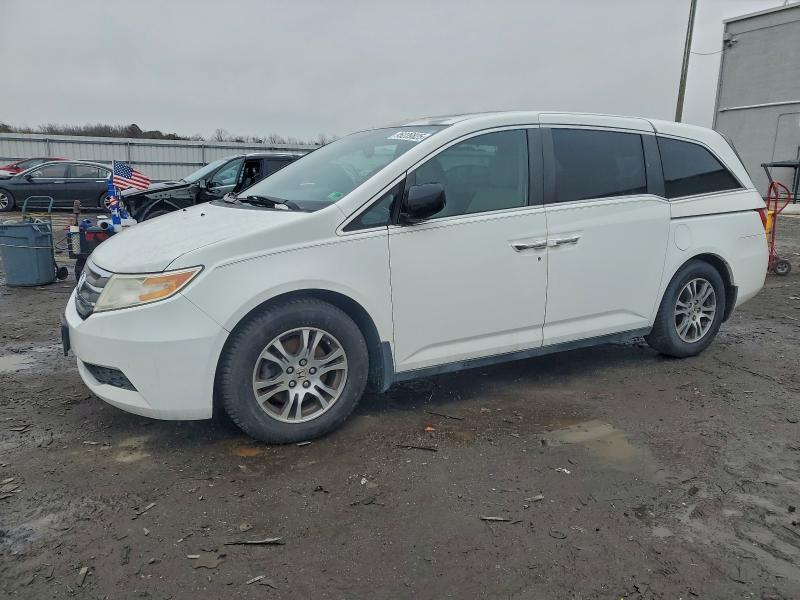 HONDA ODYSSEY EX 2013 with VIN 5FNRL5H64DB076316 - Photo from auction