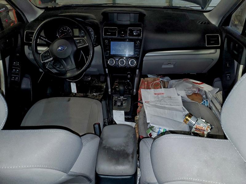 Photo 8 from auction – 2016 SUBARU FORESTER 2 with VIN JF2SJADC9GH552299