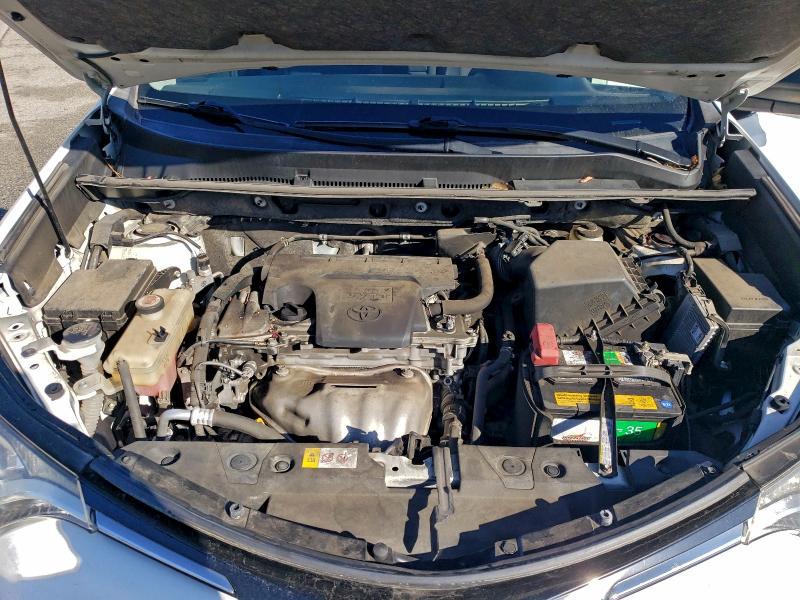 Photo 11 from auction – 2017 TOYOTA RAV4 LE with VIN JTMZFREVXHJ722130
