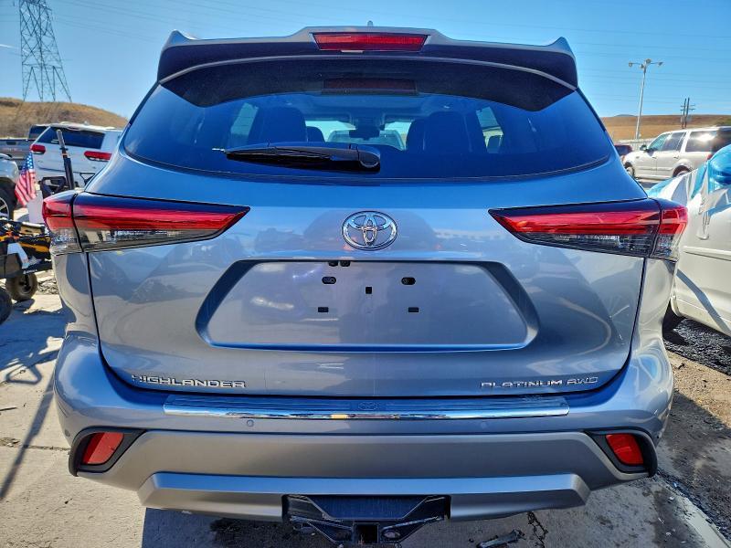 Photo 6 from auction – 2022 TOYOTA HIGHLANDER with VIN 5TDFZRBH5NS183455