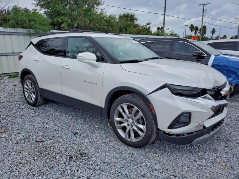 Photo 4 from auction – 2020 CHEVROLET BLAZER 3LT with VIN 3GNKBDRS8LS645238
