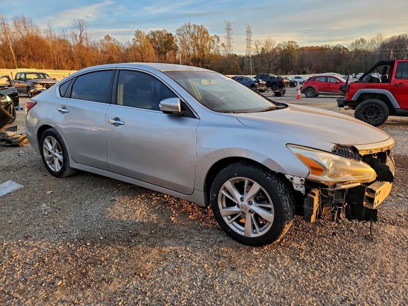 Photo 4 from auction – 2013 NISSAN ALTIMA with VIN 1N4AL3AP7DC100485