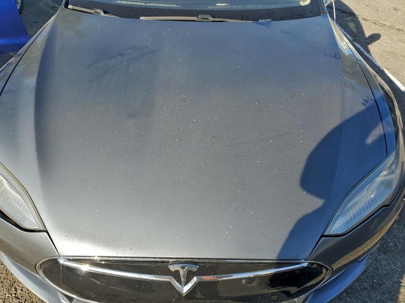Photo 11 from auction – 2014 TESLA MODEL S with VIN 5YJSA1H12EFP44085