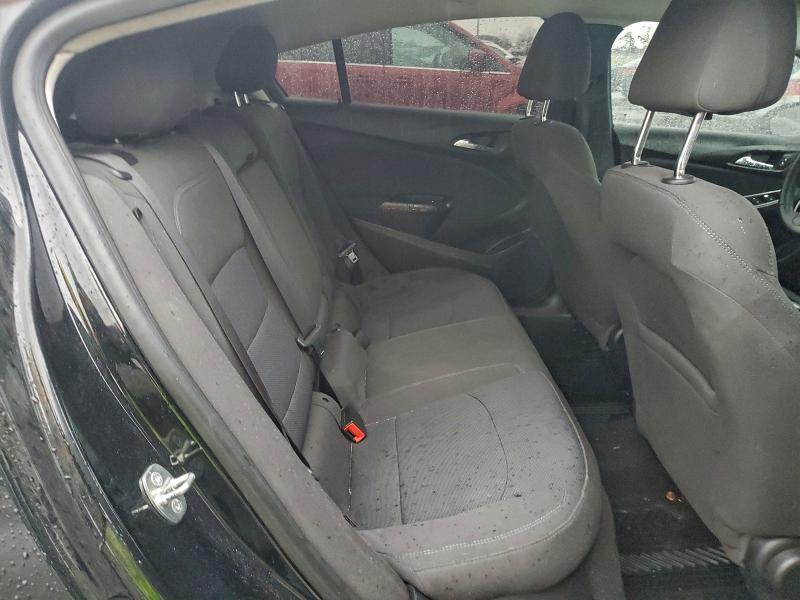 Photo 10 from auction – 2018 CHEVROLET CRUZE LT with VIN 3G1BE6SM8JS559568
