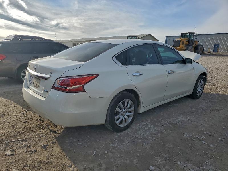 Photo 3 from auction – 2013 NISSAN ALTIMA 2.5 with VIN 1N4AL3AP2DN502421