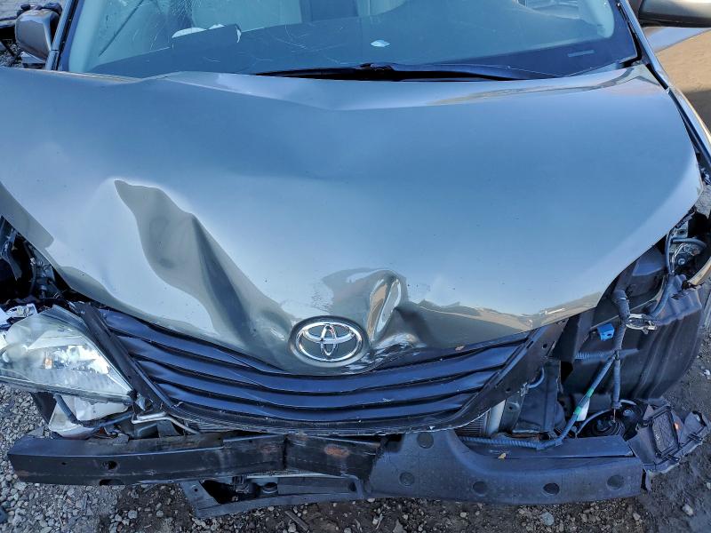 Photo 12 from auction – 2011 TOYOTA SIENNA LE with VIN 5TDKK3DC7BS122685