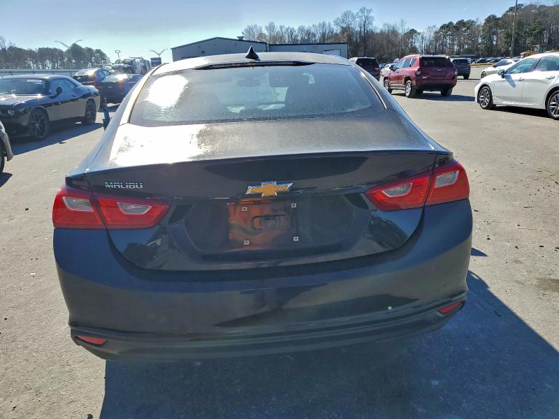 Photo 6 from auction – 2017 CHEVROLET MALIBU LS with VIN 1G1ZB5ST3HF140292