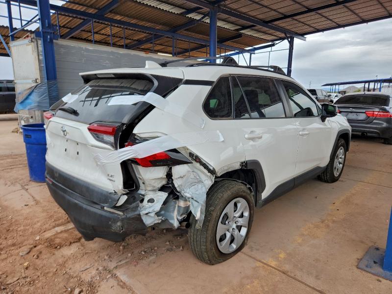 Photo 3 from auction – 2020 TOYOTA RAV4 LE with VIN JTMF1RFV2LD062351