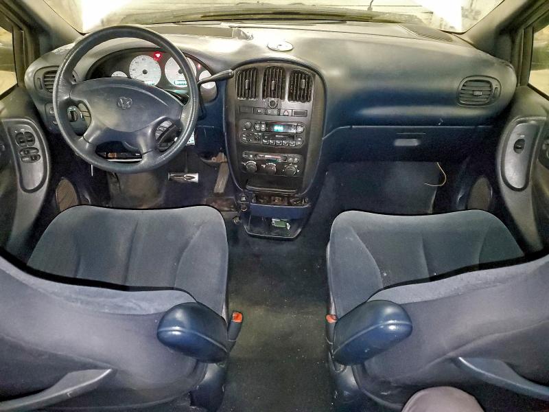 Photo 8 from auction – 2002 DODGE GRAND CARA with VIN 2B4GP44362R591432