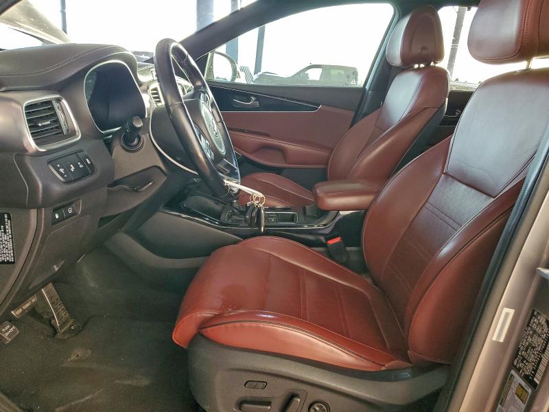 Photo 7 from auction – 2016 KIA SORENTO SX with VIN 5XYPK4A17GG011833