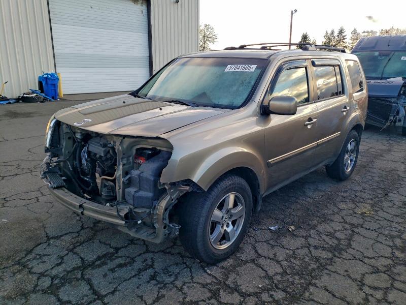 HONDA PILOT 2010 with VIN 5FNYF4H58AB031380 - Photo from auction
