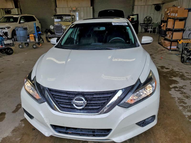 Photo 5 from auction – 2016 NISSAN ALTIMA 2.5 with VIN 1N4AL3AP4GC277855