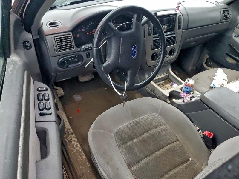 Photo 8 from auction – 2004 FORD EXPLORER X with VIN 1FMZU73K34UC09468