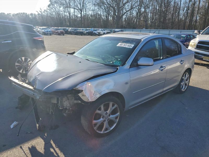 MAZDA 3 I 2008 con VIN JM1BK32G981106208 - Foto de la subasta