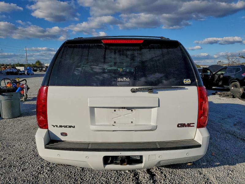 Photo 6 from auction – 2014 GMC YUKON SLT with VIN 1GKS1CE08ER212782