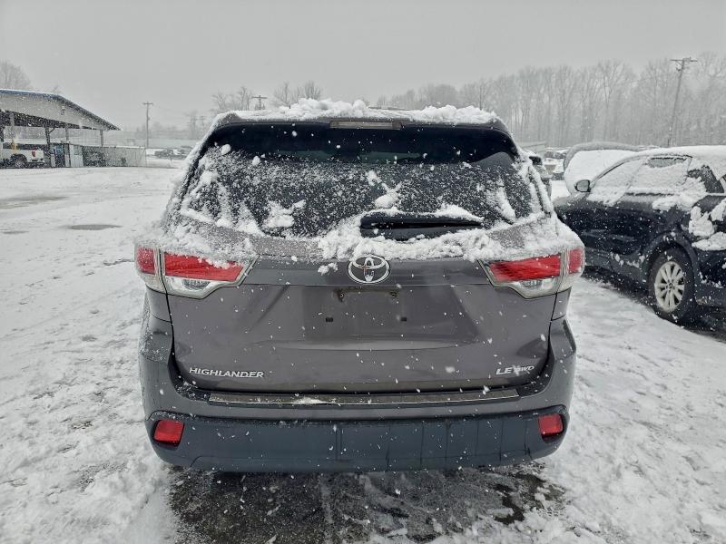 Photo 6 from auction – 2015 TOYOTA HIGHLANDER with VIN 5TDBKRFH9FS215306