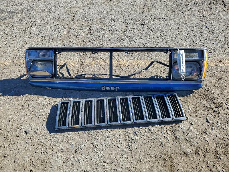 Photo 12 from auction – 1987 JEEP COMANCHE with VIN 1JTMW64P5HT156540