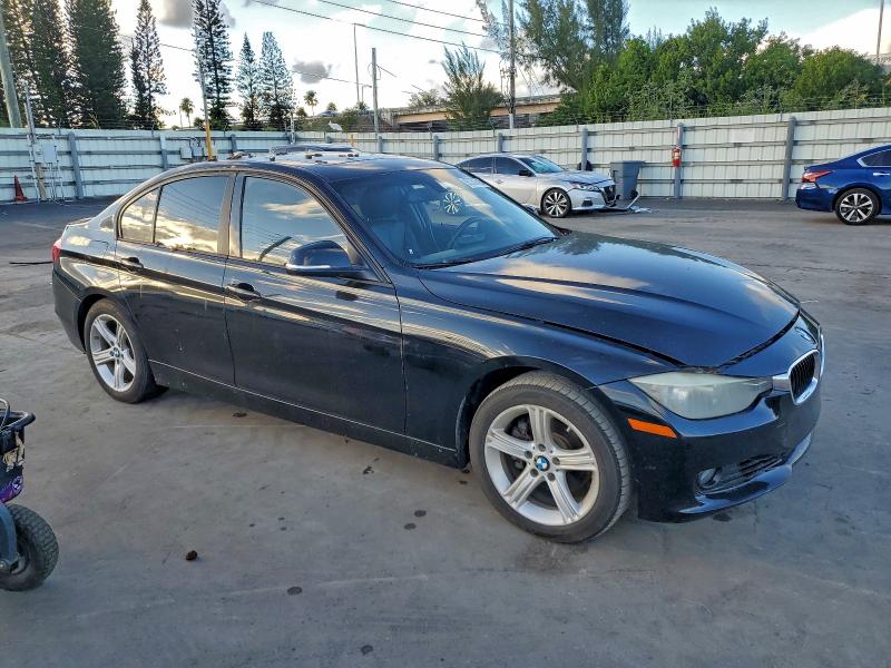 Photo 4 from auction – 2014 BMW 328 with VIN WBA3C1C54EK108521
