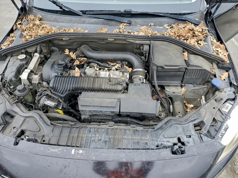 Photo 11 from auction – 2014 VOLVO S60 T5 with VIN YV1612FS7E2297205