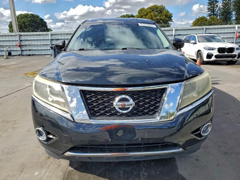 Photo 5 from auction – 2015 NISSAN PATHFINDER with VIN 5N1AR2MN6FC697950
