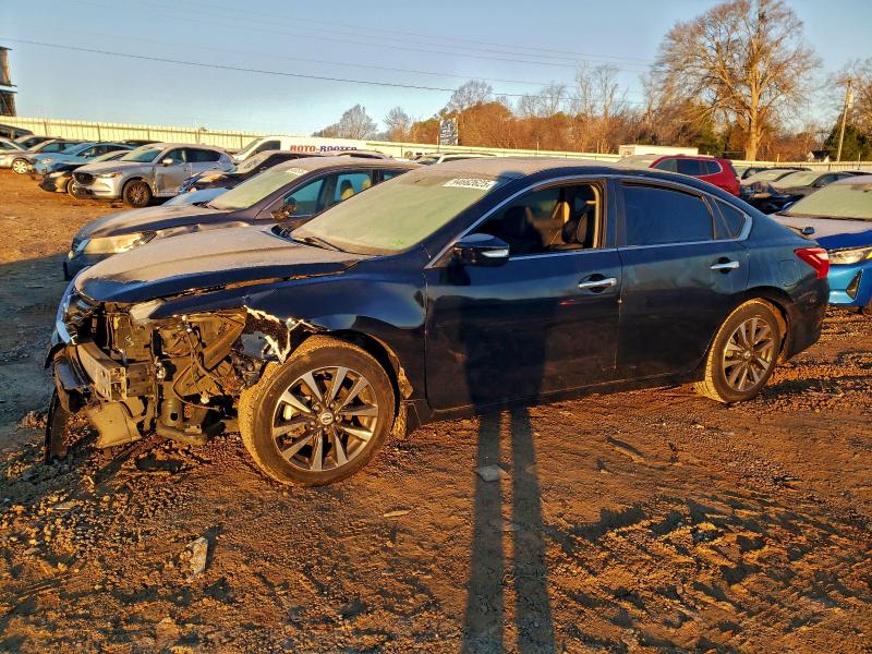NISSAN ALTIMA 2.5 2016 with VIN 1N4AL3APXGC123604 - Photo from auction