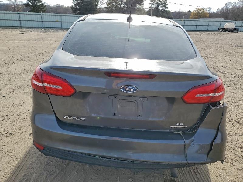 Photo 6 from auction – 2015 FORD FOCUS with VIN 1FADP3F2XFL312671
