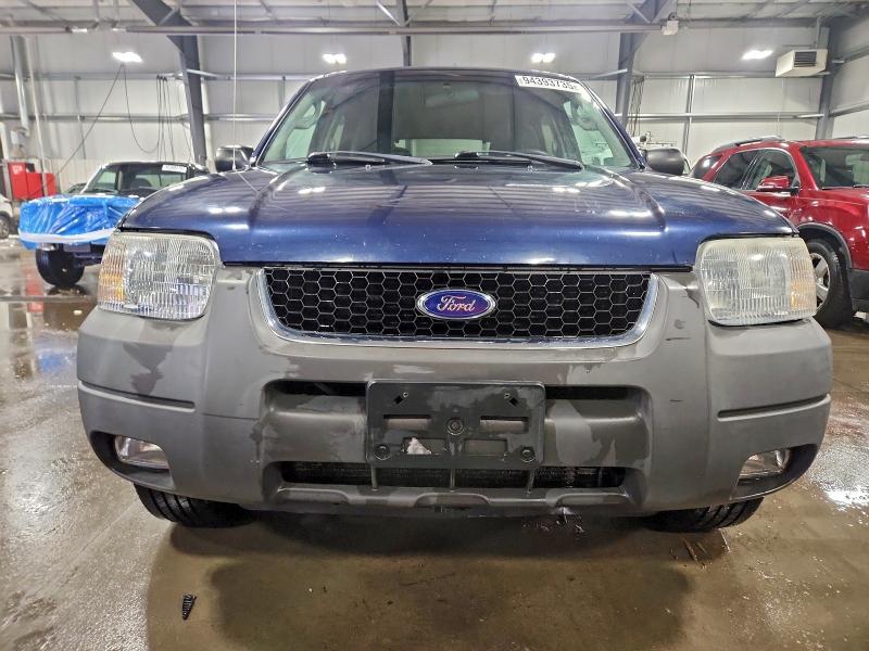 Photo 5 from auction – 2004 FORD ESCAPE XLT with VIN 1FMCU93184KB22332