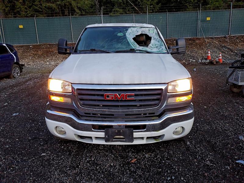 Photo 5 from auction – 2006 GMC NEW SIERRA with VIN 1GTHK33D26F144510