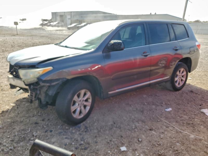 TOYOTA HIGHLANDER 2011 with VIN 5TDZA3EH2BS013661 - Photo from auction
