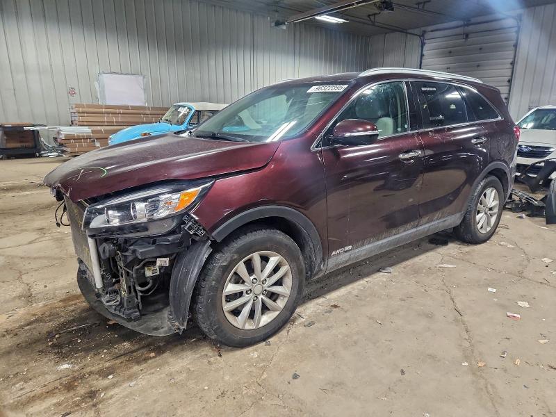 KIA SORENTO LX 2016 with VIN 5XYPGDA54GG063604 - Photo from auction