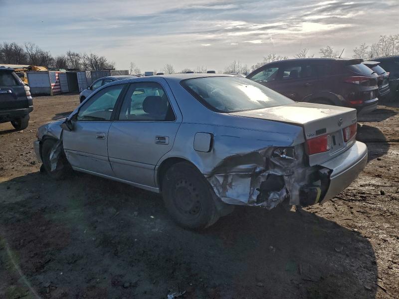 Photo 2 from auction – 2000 TOYOTA CAMRY CE with VIN 4T1BG28K9YU665470