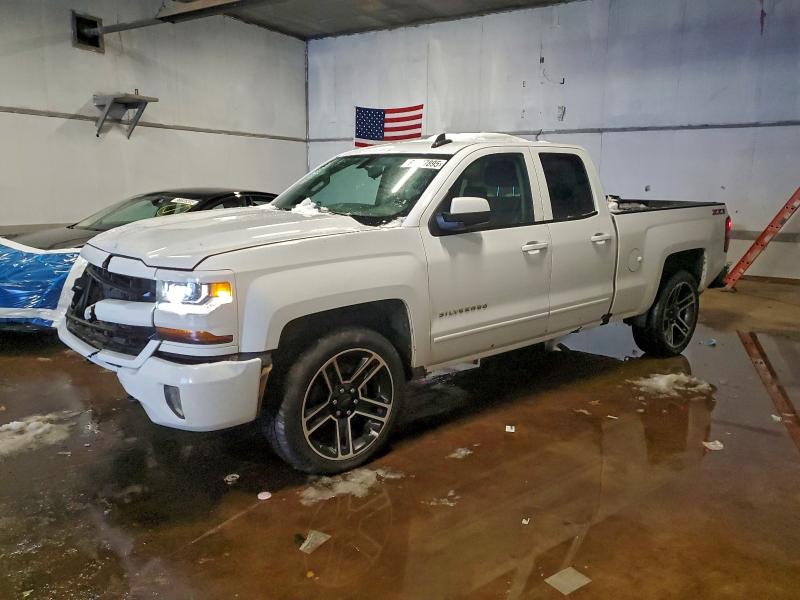 CHEVROLET SILVERADO 2017 with VIN 1GCVKREC8HZ334873 - Photo from auction