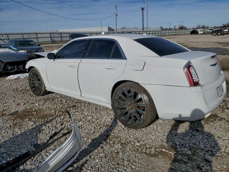Photo 2 from auction – 2012 CHRYSLER 300 S with VIN 2C3CCABG6CH274599