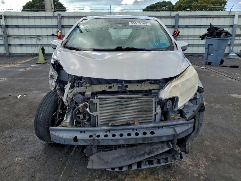 Photo 5 from auction – 2015 NISSAN VERSA NOTE with VIN 3N1CE2CP7FL443506