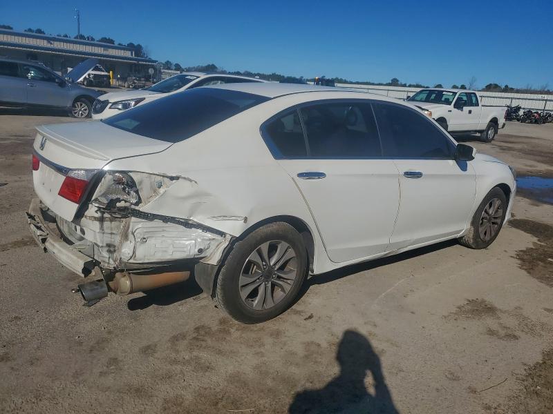 Photo 3 from auction – 2015 HONDA ACCORD LX with VIN 1HGCR2F32FA030444