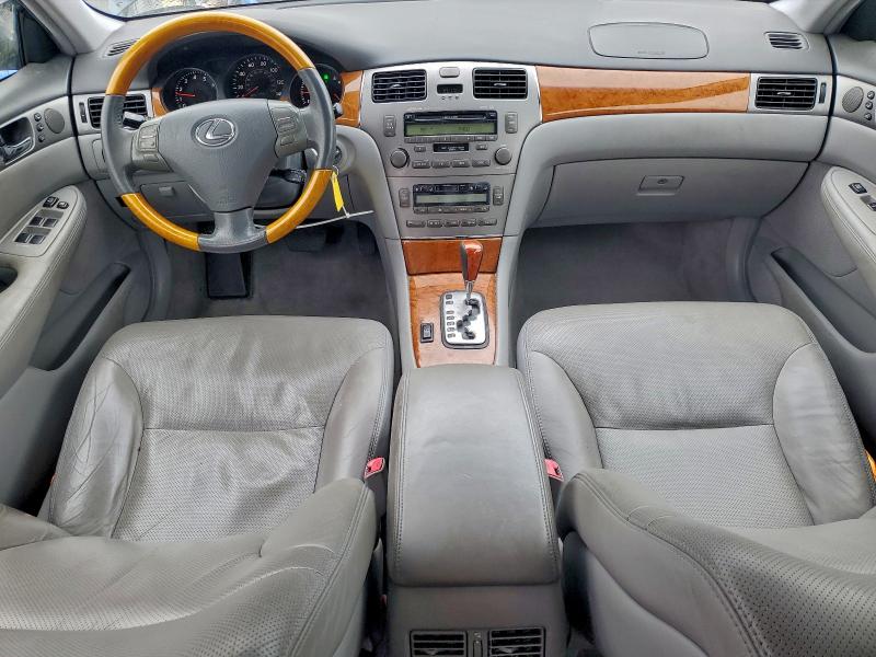 Photo 8 from auction – 2005 LEXUS ES 330 with VIN JTHBA30G855124384
