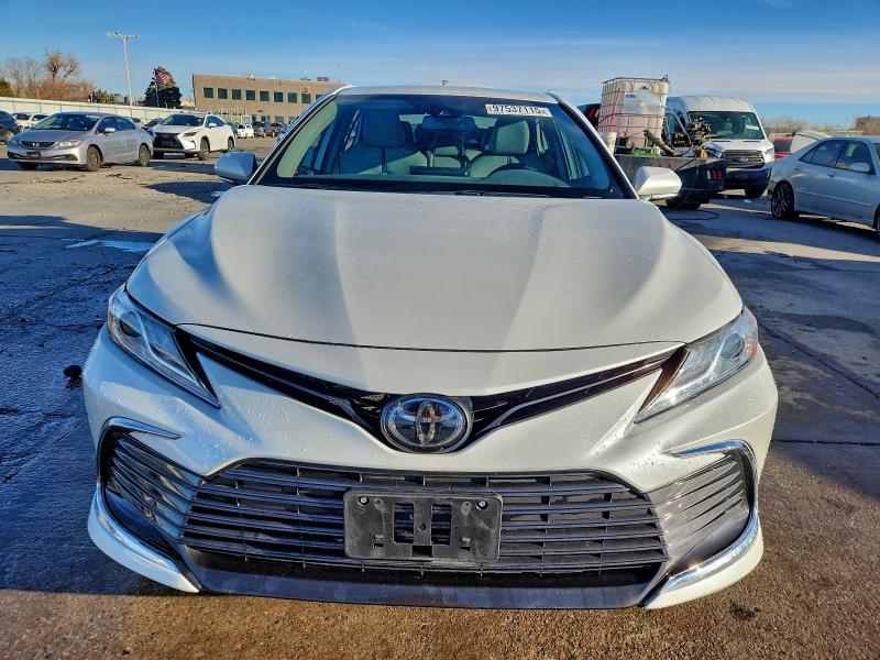 Photo 5 from auction – 2023 TOYOTA CAMRY XLE with VIN 4T1F11BK9PU085883