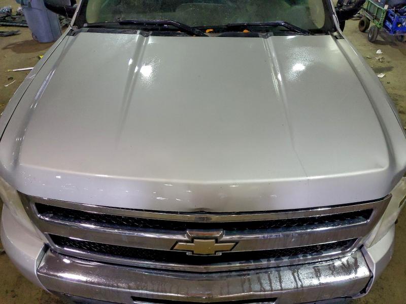 Photo 11 from auction – 2011 CHEVROLET SILVERADO with VIN 1GCRCSE03BZ160603