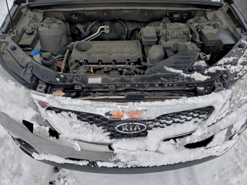 Photo 12 from auction – 2011 KIA SORENTO BA with VIN 5XYKTDA11BG096829
