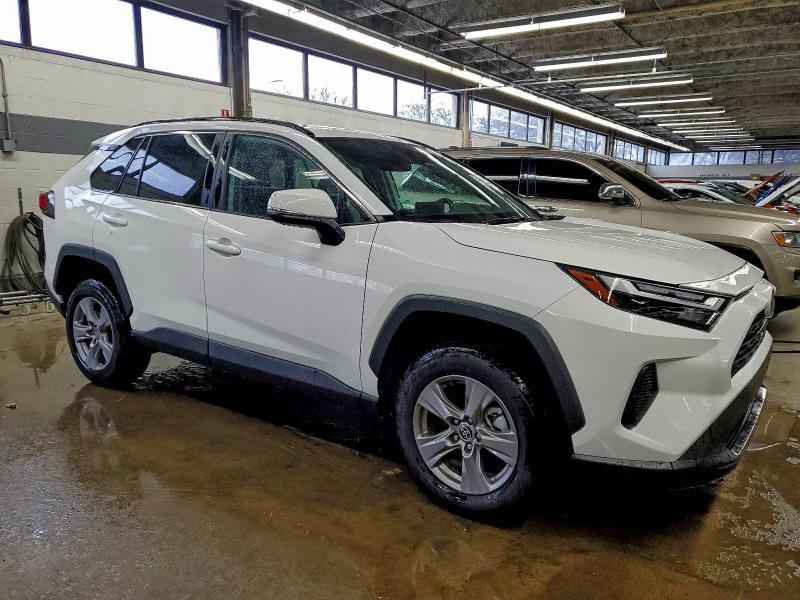 Photo 4 from auction – 2025 TOYOTA RAV4 with VIN 2T3P1RFV0SC490944