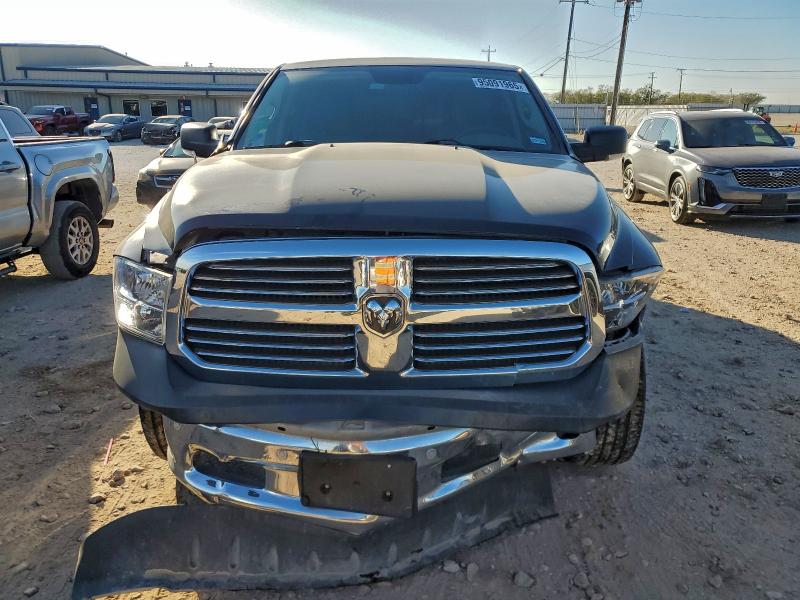 Photo 5 from auction – 2019 RAM 1500 CLASS with VIN 1C6RR6LT6KS539436