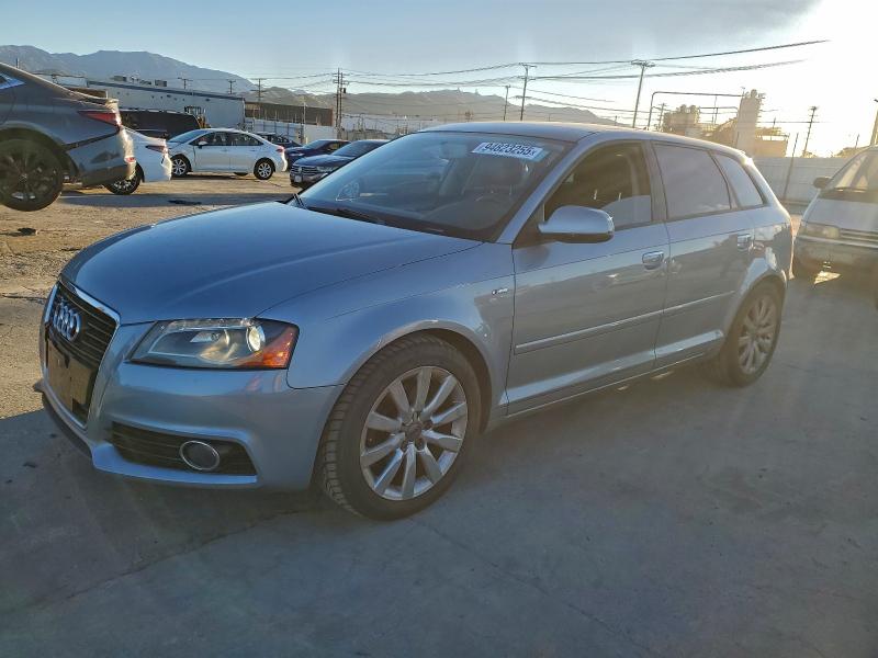 AUDI A3 PREMIUM 2013 with VIN WAUKJAFM0DA031123 - Photo from auction